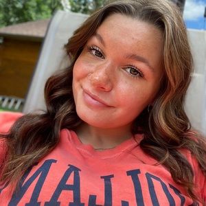 Meet your Posher, Lexi